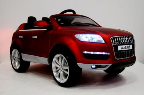   River Toys Audi Q7 VIP   